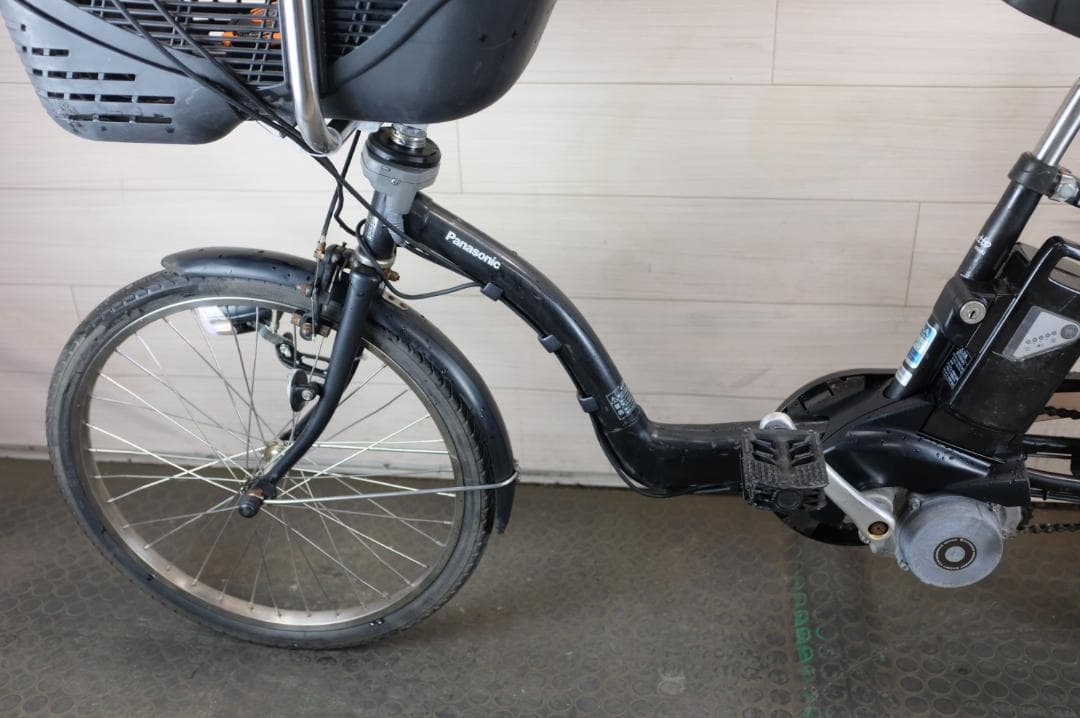 A*p様 パナソニック ギュット　20インチ　3段　6.6Ah（5点灯）充電器あ
