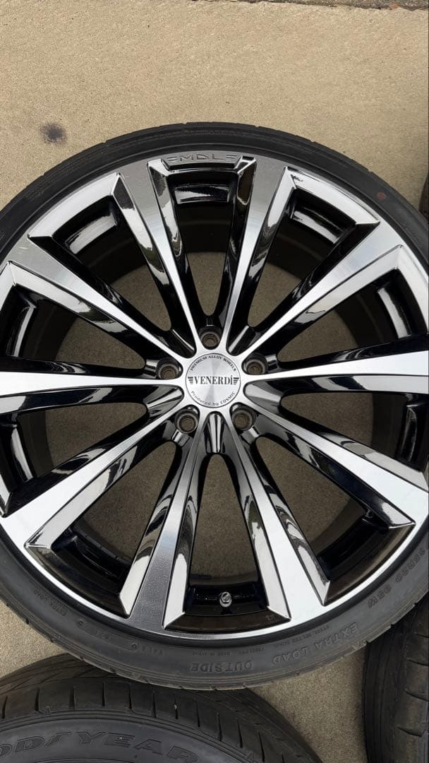 最終値下げ　VENERDI MADELENA 20インチ　アルヴェル