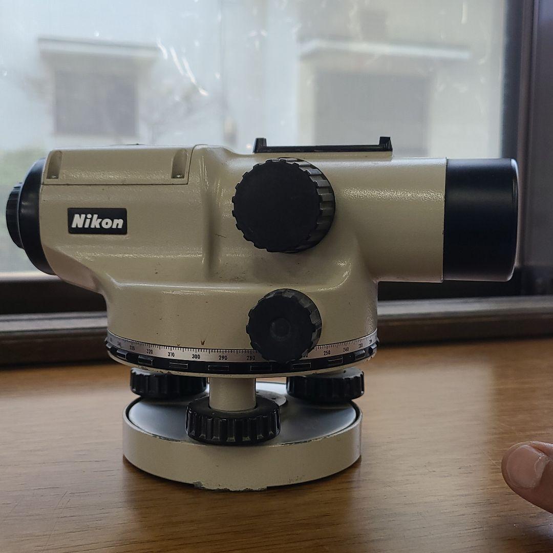 Nikon　レベル
