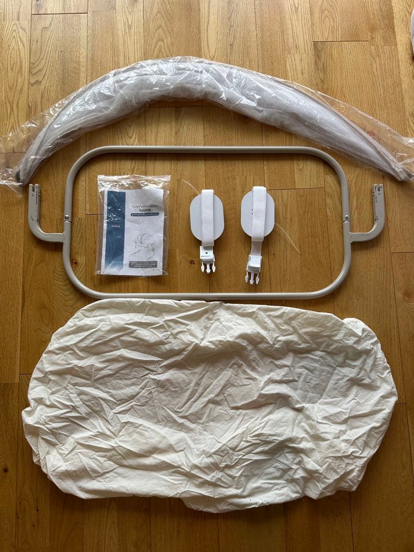 【美品】KATOJI ベッドサイドベッド Soine(ベージュ)