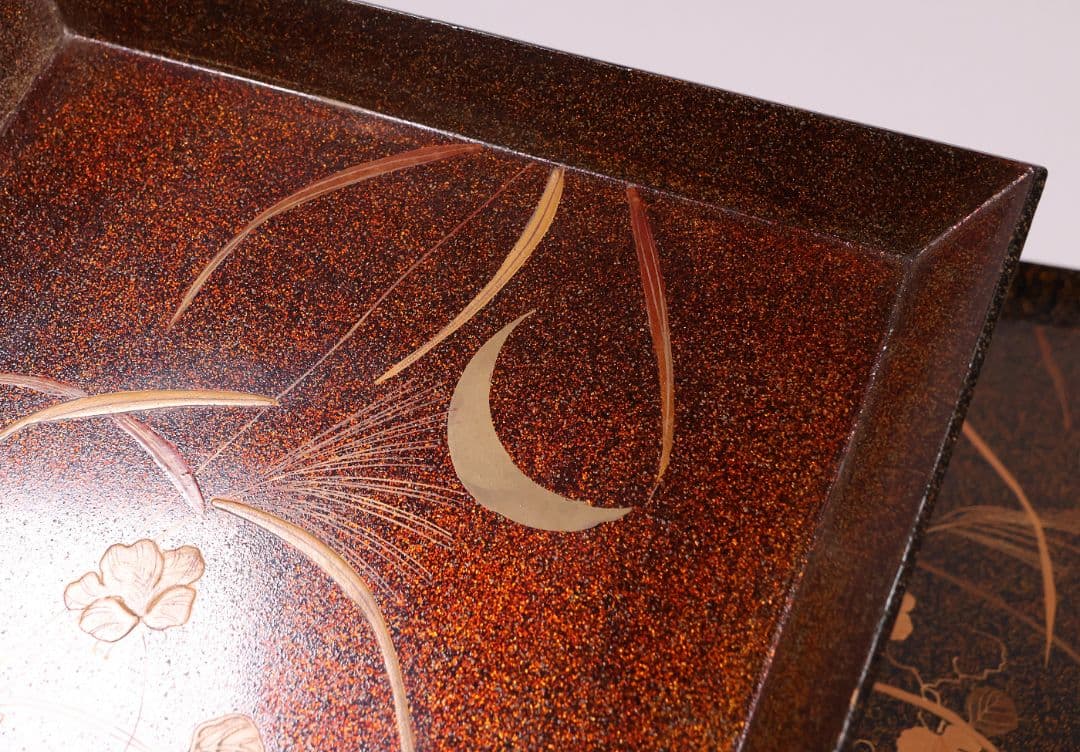 【MB45】時代 梨地吸物膳 十客 月と草花蒔絵 秋草 四方膳 卓上 折敷 木製