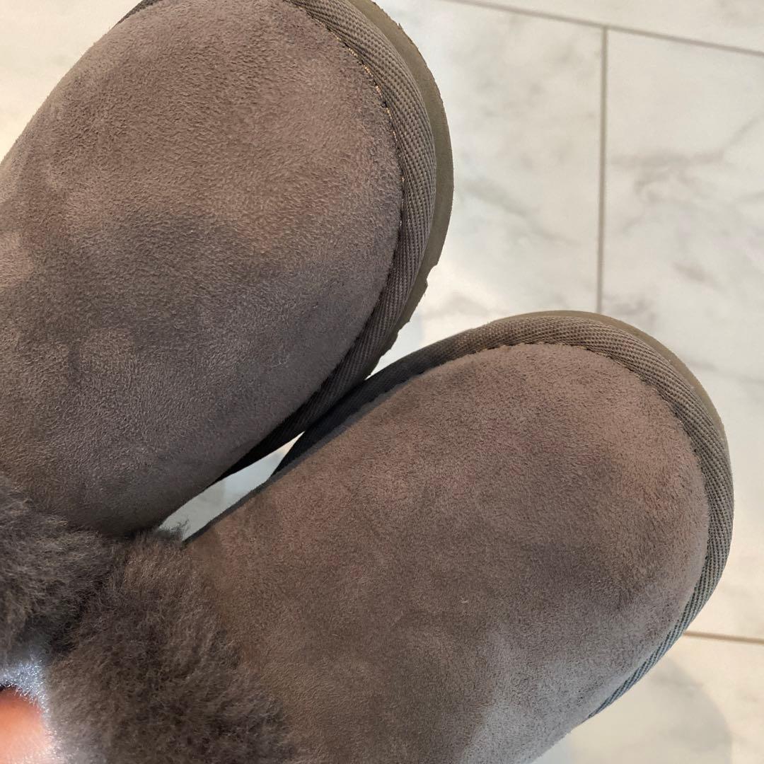 UGG 22cm 室内のみ使用　ムートン　スエード スリッポン　スリッパ
