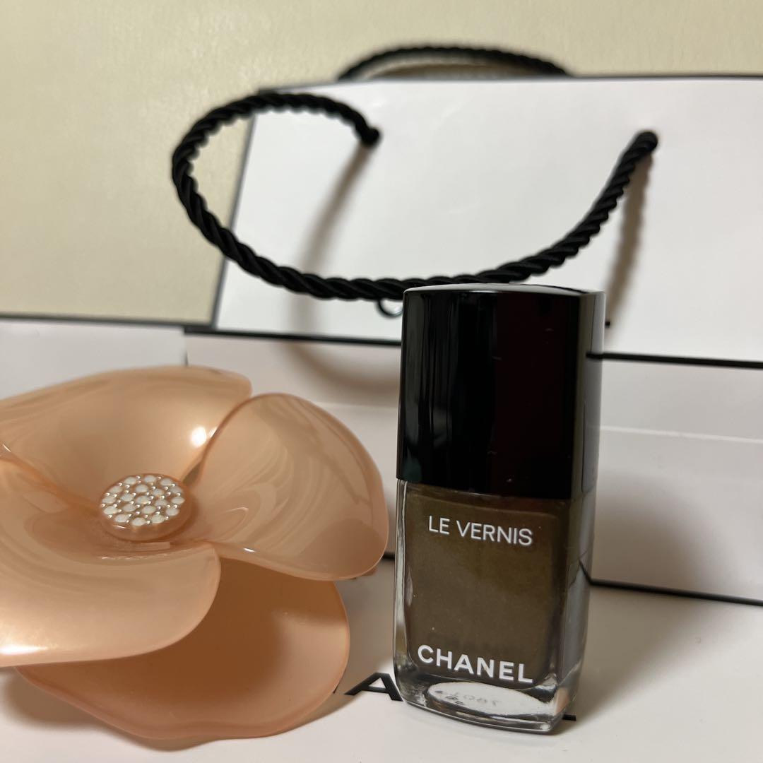 限定色✨未使用✨シャネル　ネイル　ヴェルニ 965