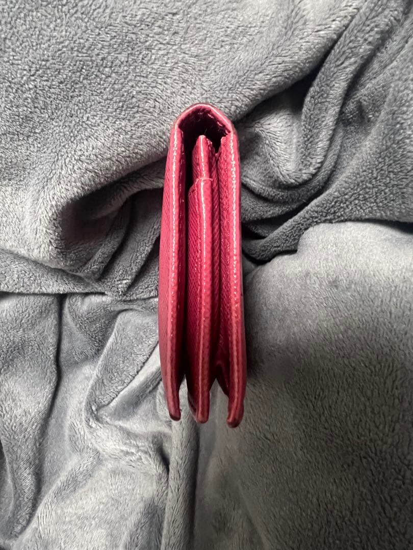 PRADA プラダ　サフィアーノレザー　ピンク　名刺入れ　レディース