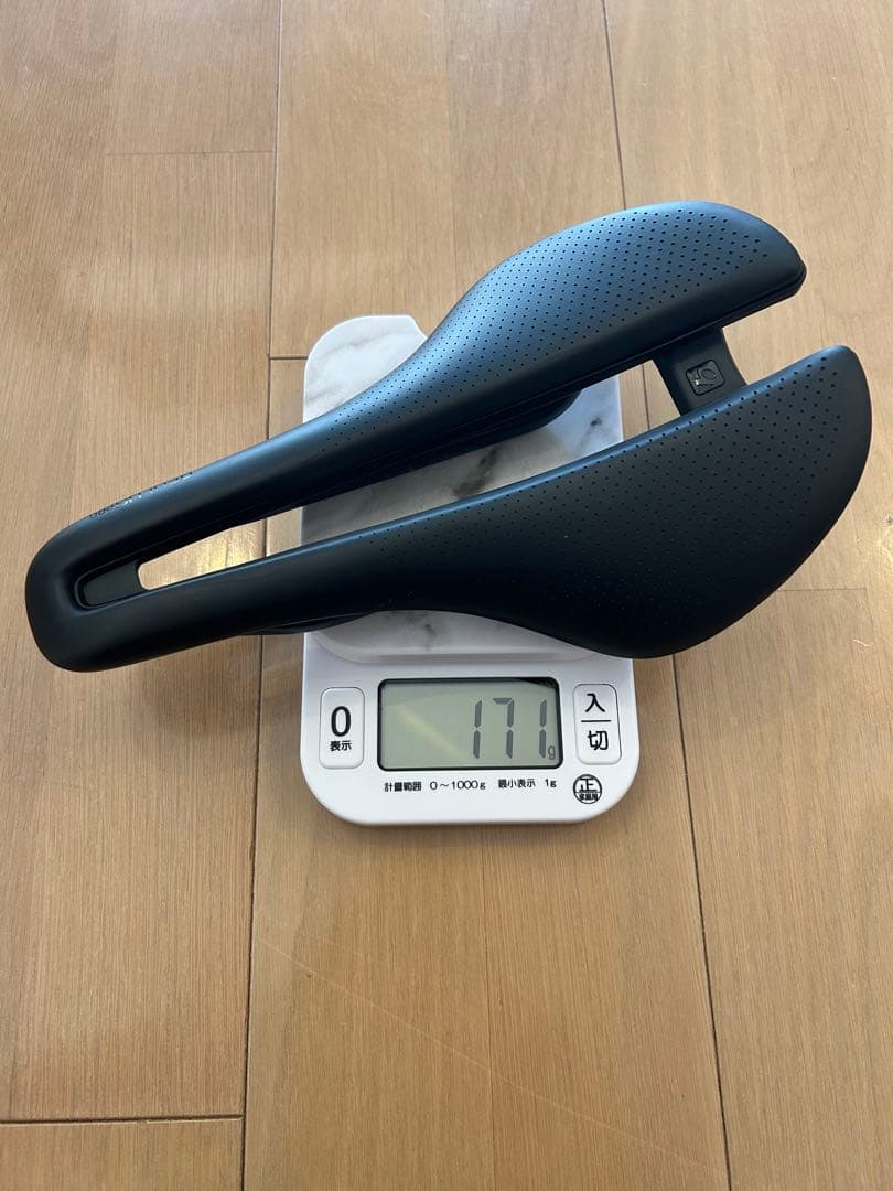 BONTRAGER AEOLUS PRO サドル 145mm