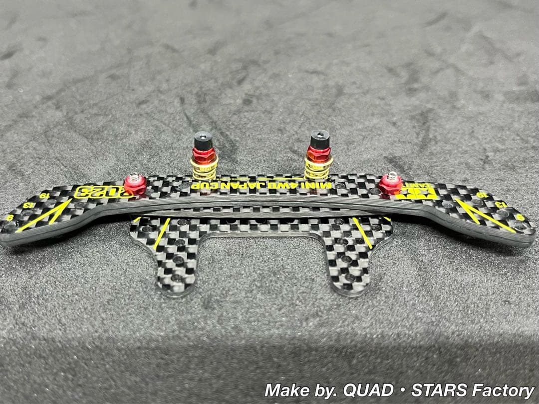 【ミニ四駆パーツ】2軸ATリジットバンパー　J-CUP2023　3mm厚カーボン