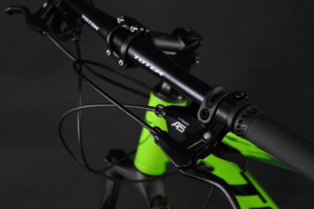 TOTEM新車ロック及び減衰調整機能フォーク☆27.5インチアルミフレーム27速