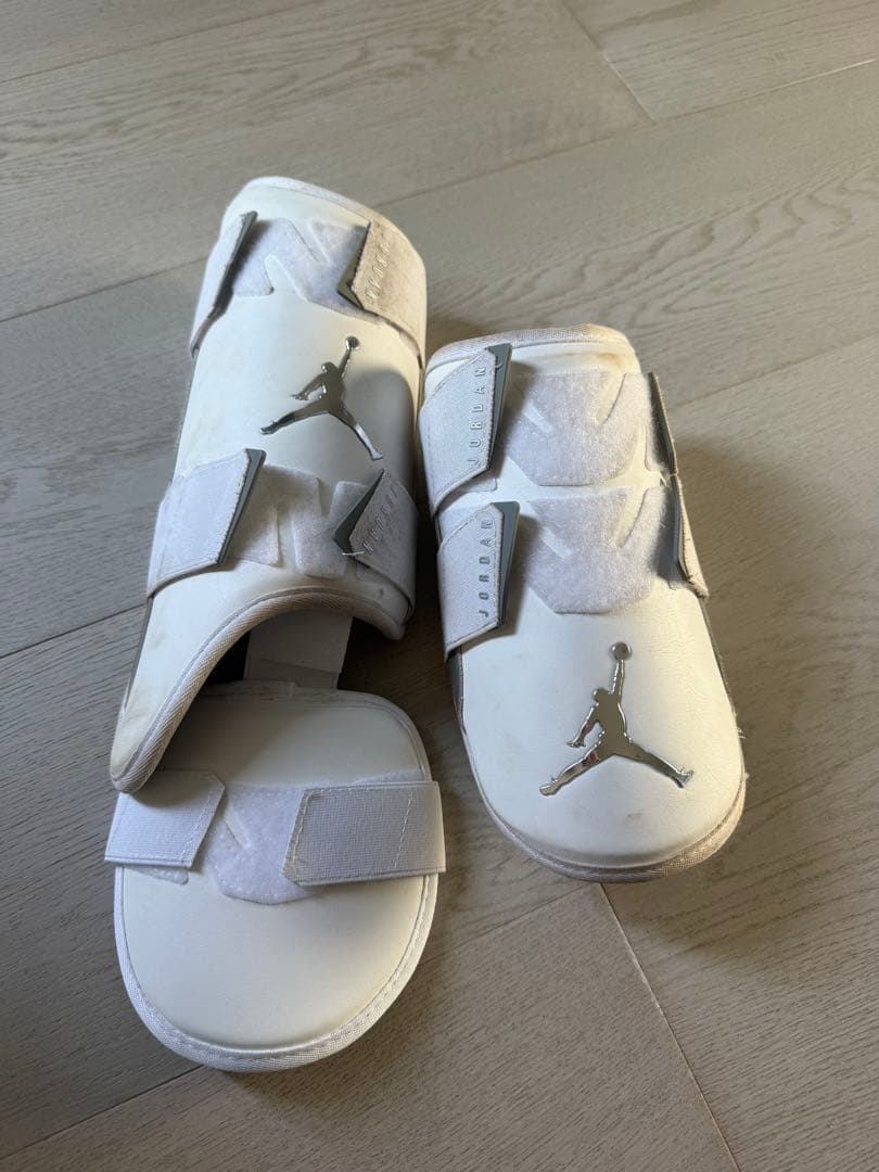 ジョーダンエルボーガードフットガード　右用