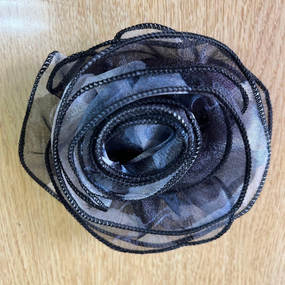 新品 社交ダンス スカート コサージュ付きモノトーン花柄プリント