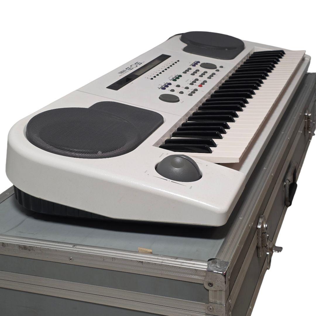 YAMAHA EOS B700 ハードケース付 ヤマハ シンセサイザー 小室哲哉