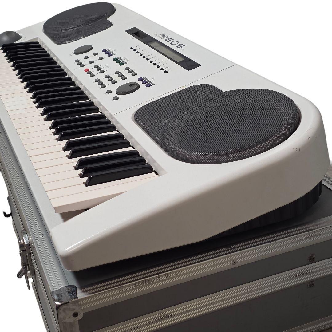 YAMAHA EOS B700 ハードケース付 ヤマハ シンセサイザー 小室哲哉