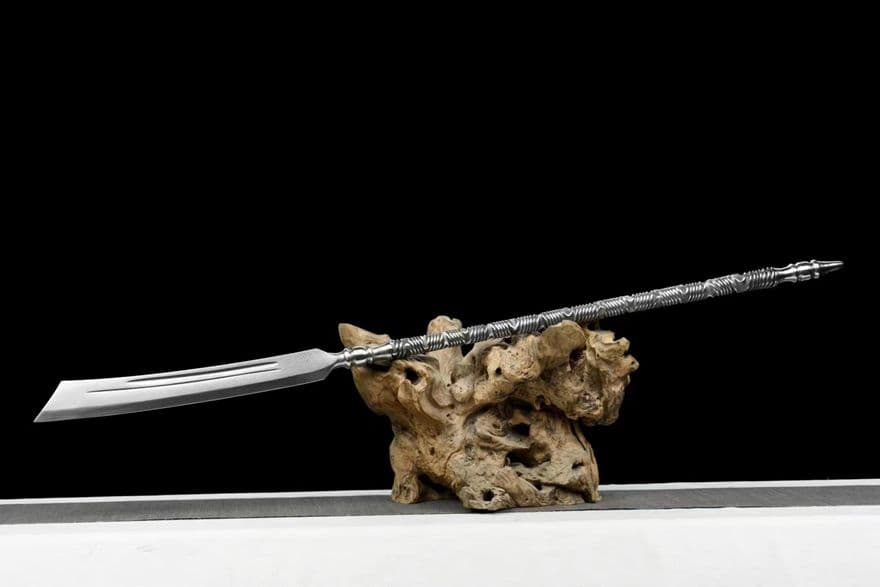 【怪人】古兵器 武具　刀装具　日本刀　模造刀 居合刀 長尺