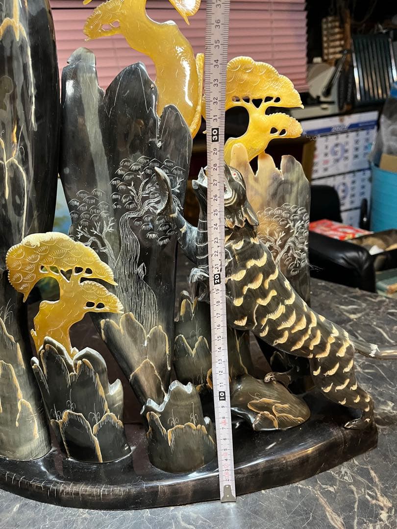 中国芸術、中国彫刻、水牛のツノ彫刻 鷹と虎の水牛のツノ彫刻、中国美術 貴重美術
