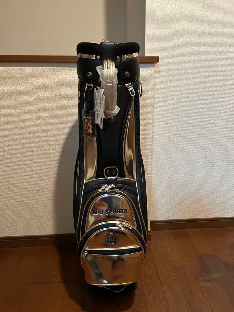 mu SPORTS キャディバッグ ブラック シルバー新品未使用訳あり