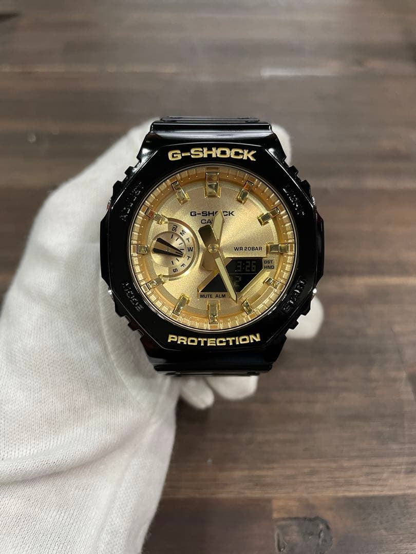 美品 カシオ G-SHOCK GA-2100-GB C007145