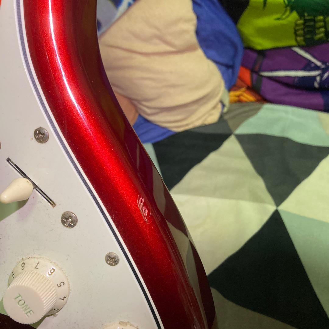 Squier Stratocaster スタンダードシリーズ