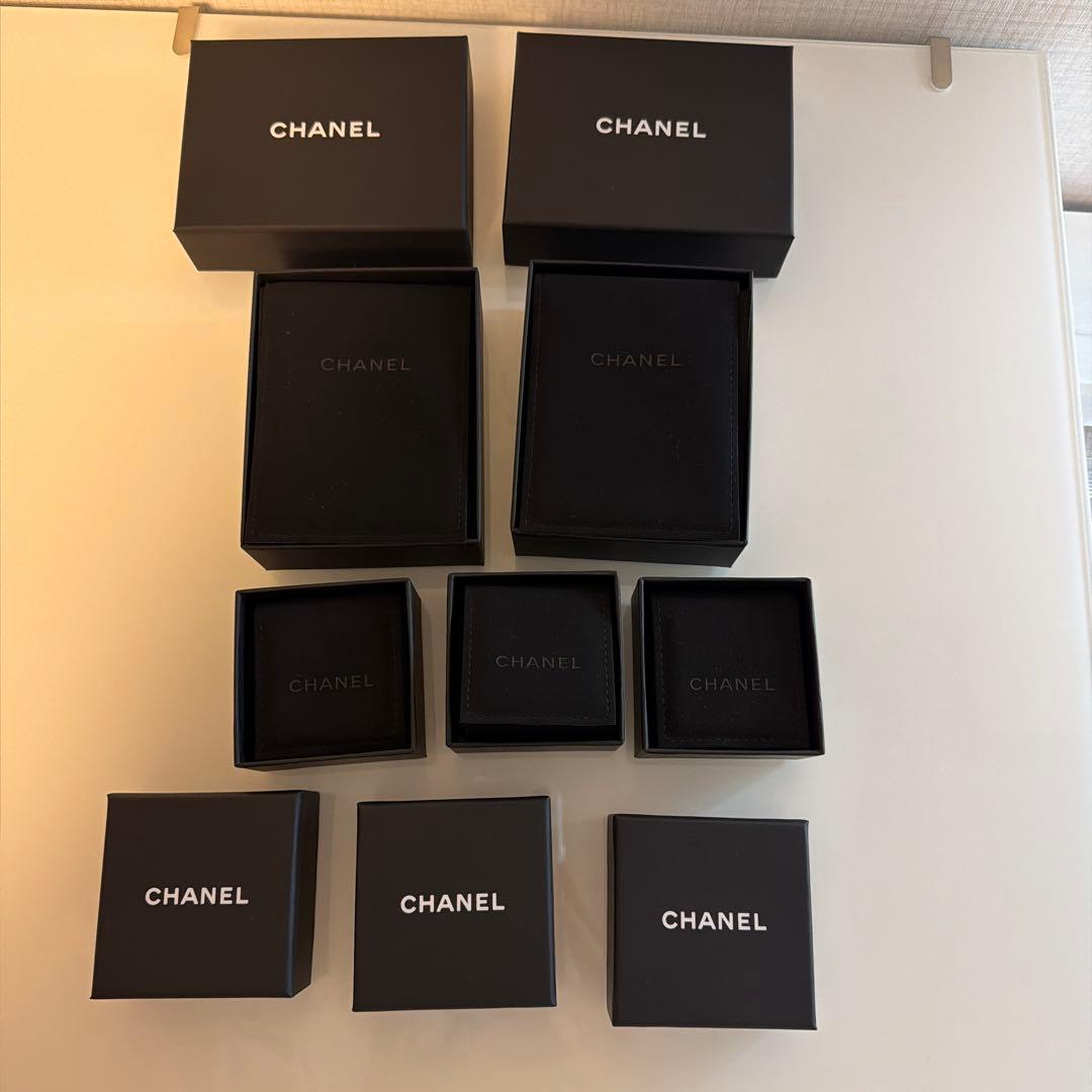 chanel 空箱　ピアス