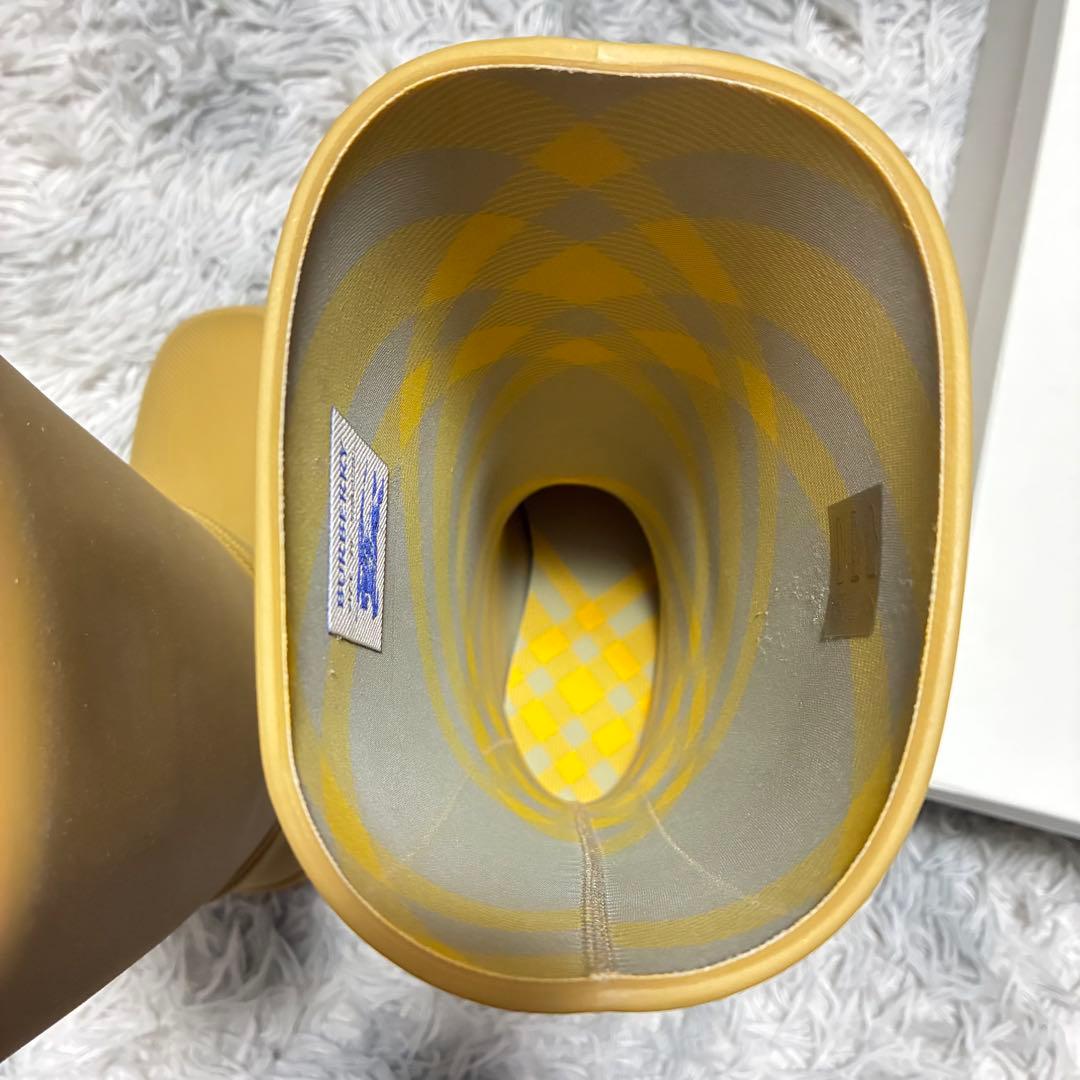 【未使用美品】BURBERRY ロングレインブーツ39 イタリア製 イエロー