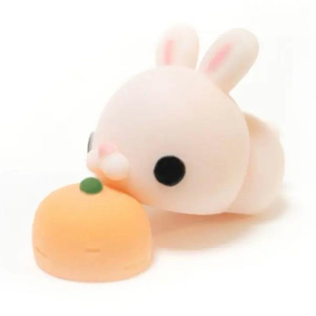 もにまるず　新旧うさぎ　にんじん セット