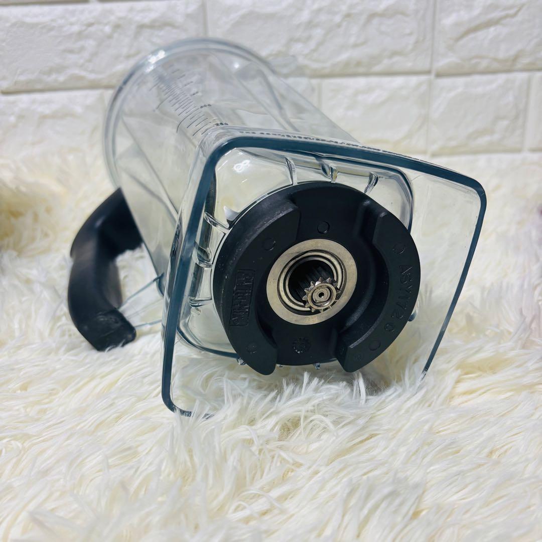 Vitamix TNC5200 VM0111 バイタミックス ミキサー ジューサ