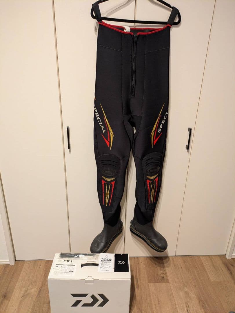 ダイワ スペシャルスリムウェーダー LA-L 鮎タイツ