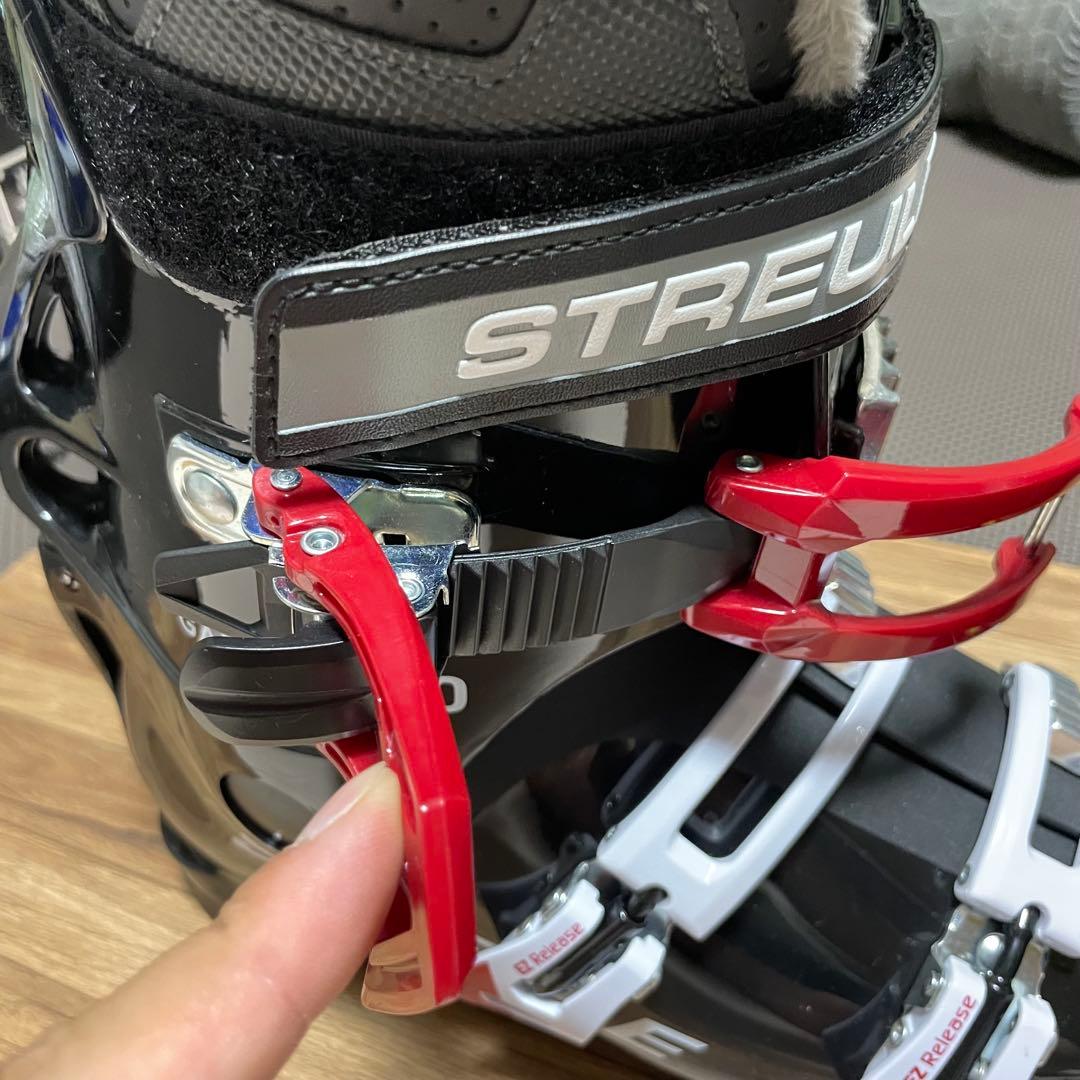 シュトロイレスキーブーツ 25 GARNET F70