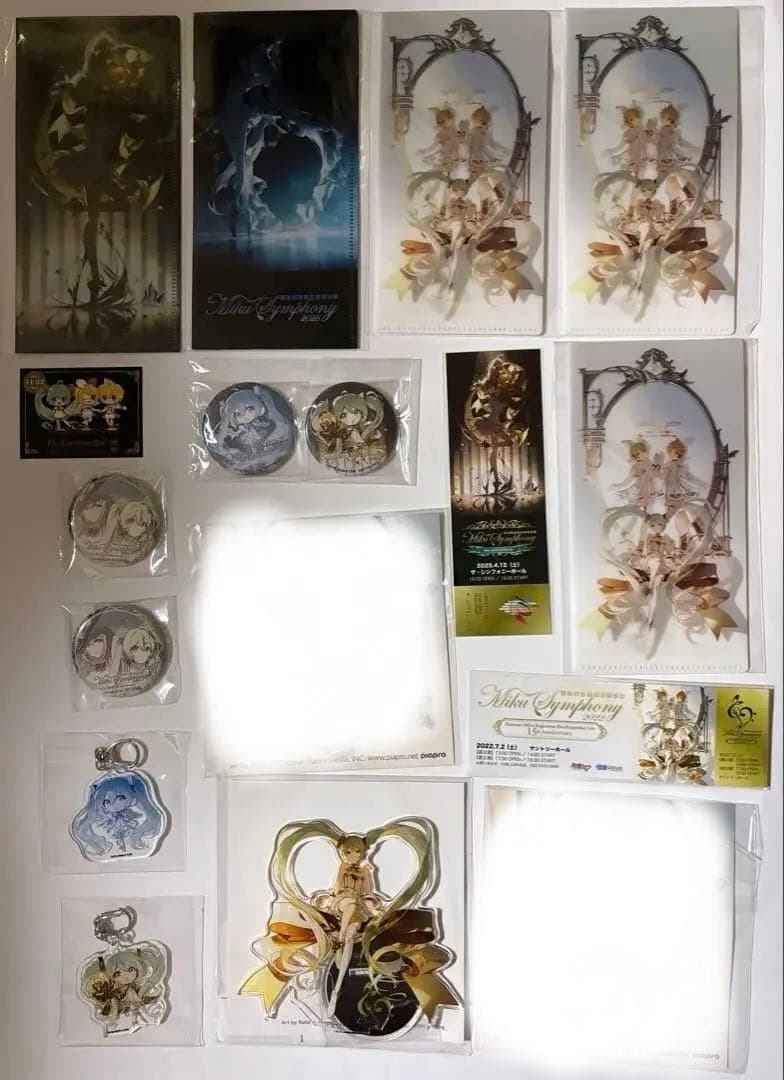 初音ミクシンフォニー　特典　アクスタ　缶バッジ　まとめ売り