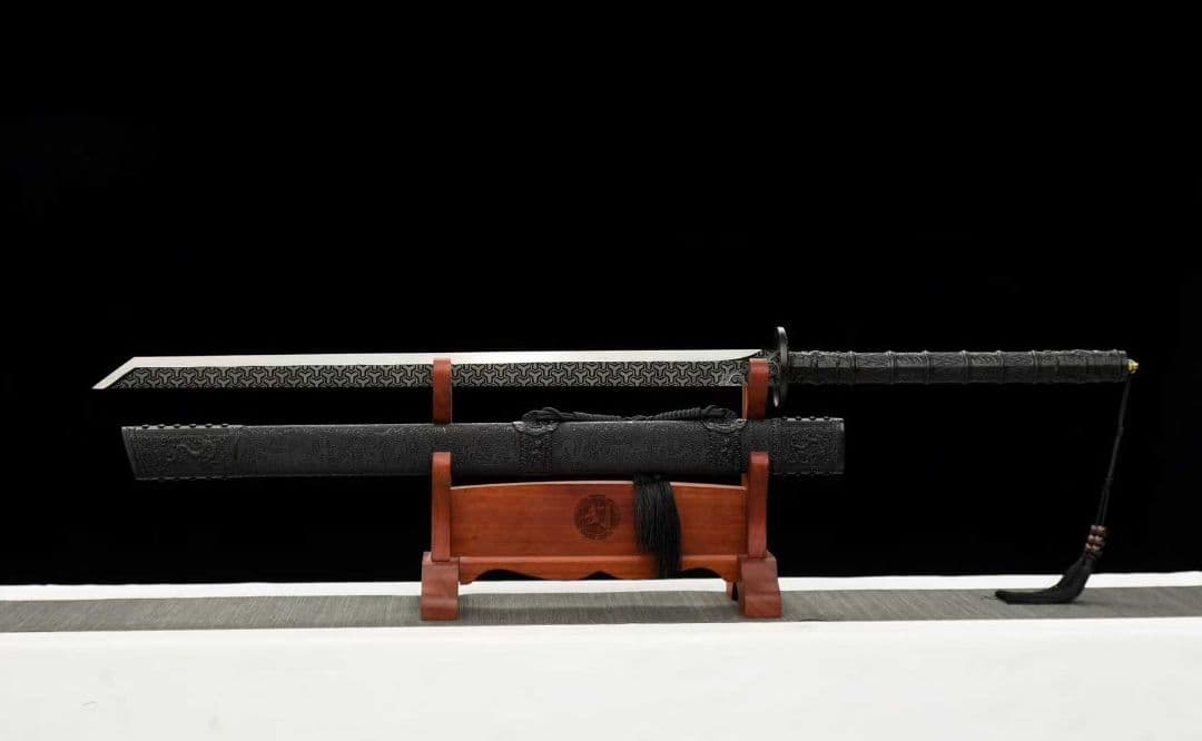 【戦竜康煕刀】古兵器 刀装具 日本刀　模造刀 居合刀 武士道 鑑賞用 美術刀