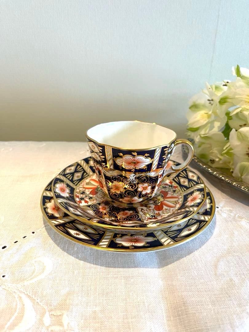 ロイヤルクラウンダービーオールド伊万里アンティークトリオ