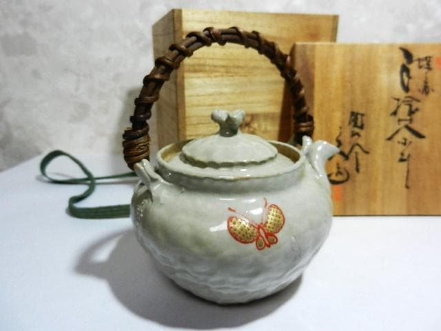 明治期の萬古焼名工「圓相舎　小川半助」作　手捻茶器（急須）