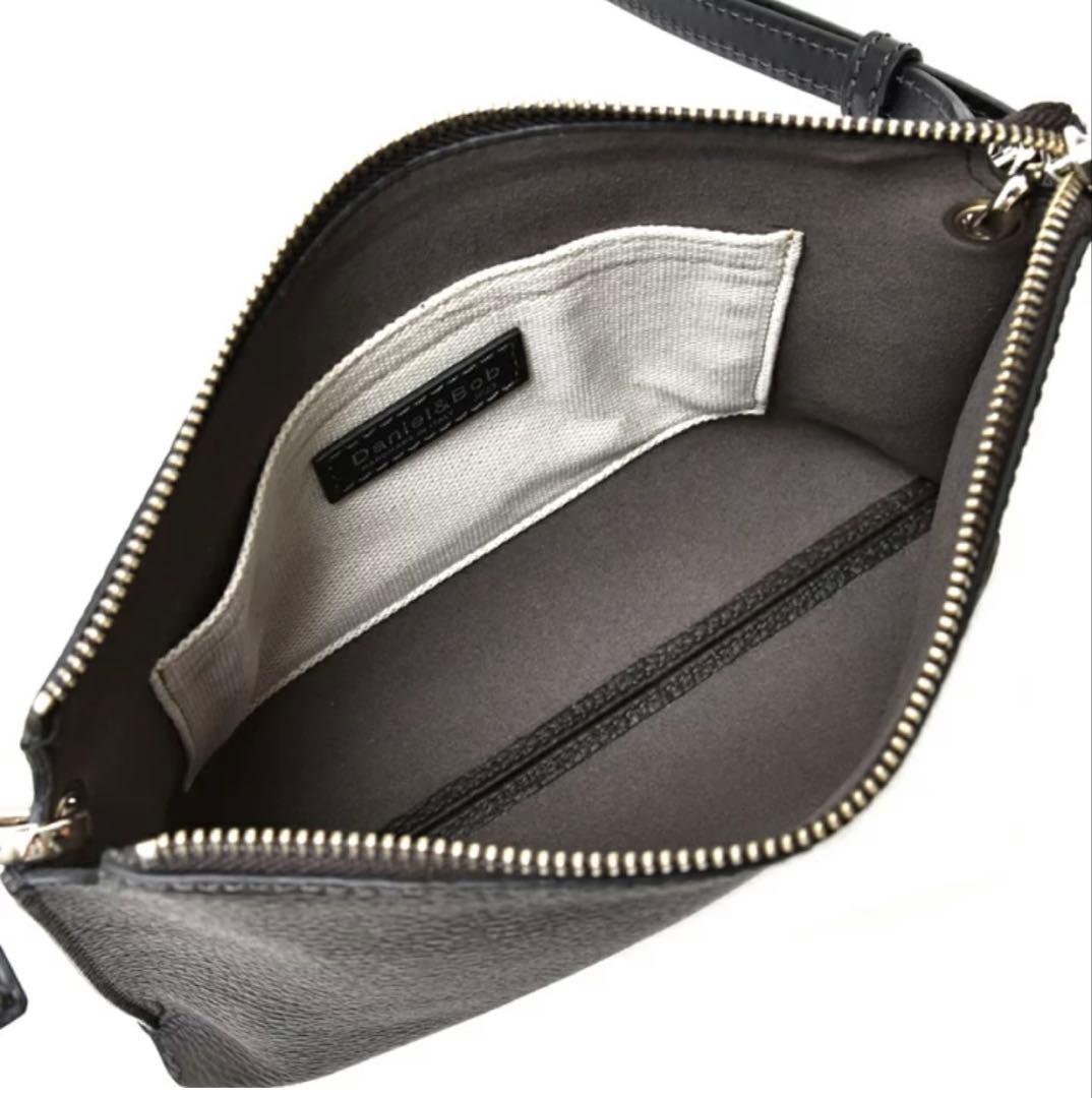 完売品　Daniel&Bob（ダニエルアンドボブ）　ショルダーバッグ