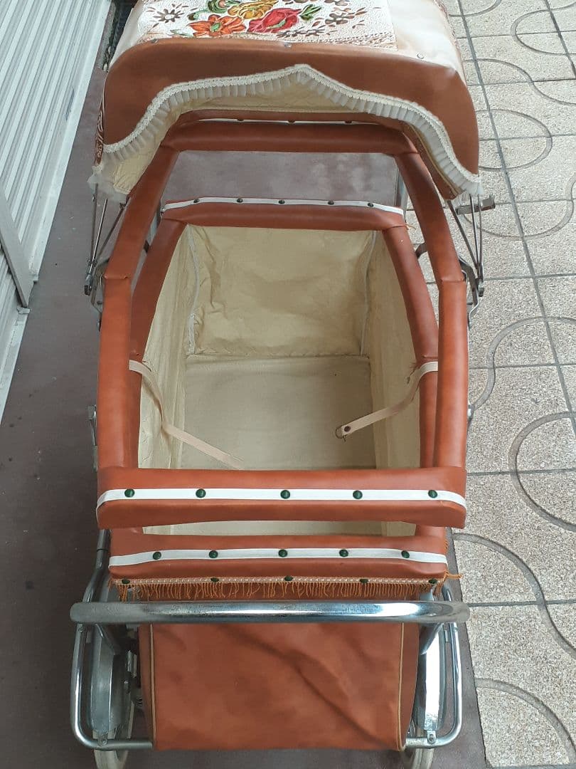 せ*ん様 レトロベビーカー 年代からは美品！流行りのペットにもok！ 引き取り着