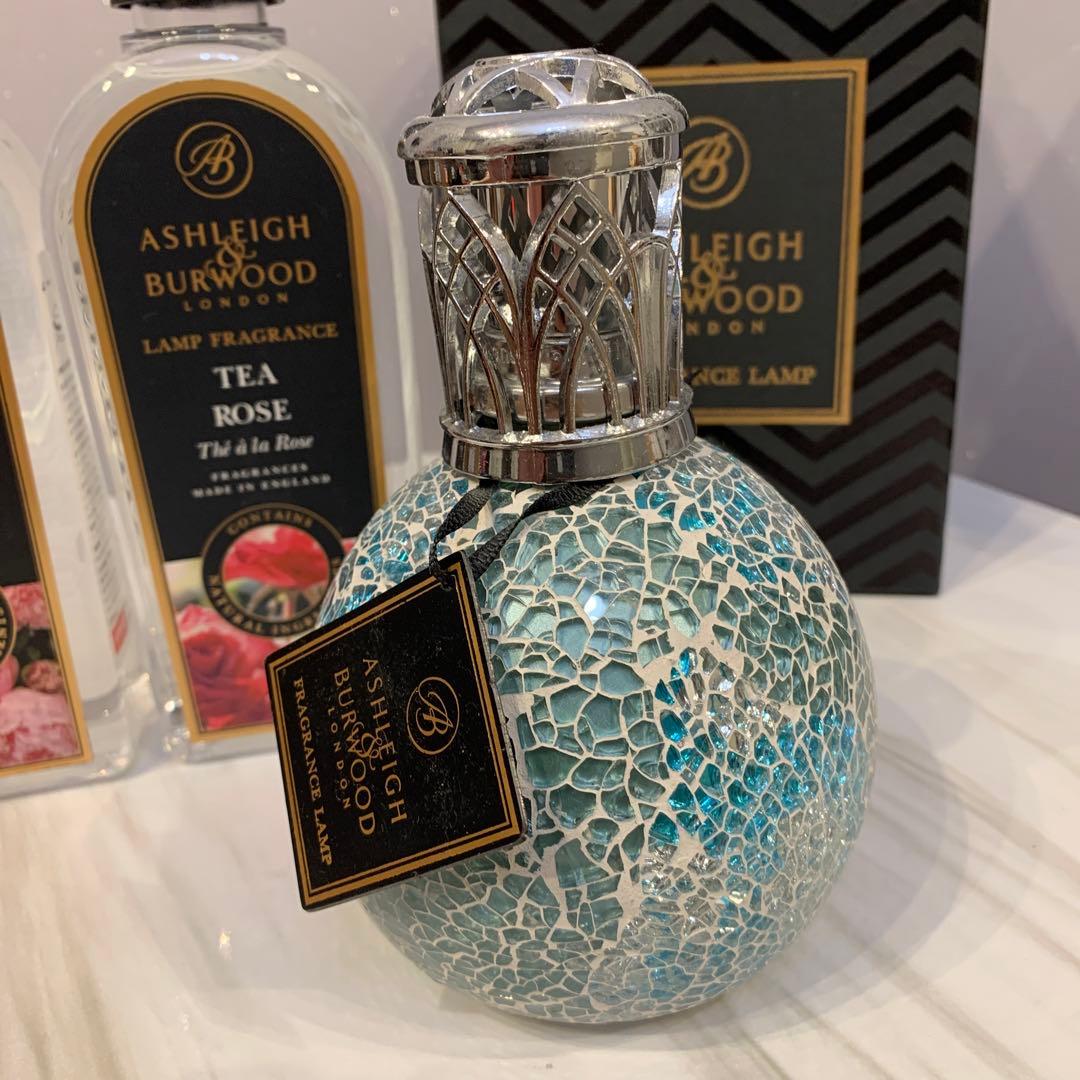 クリスタルシーズ✴︎アシュレイ＆バーウッド　フレグランスランプL・オイル2本セット