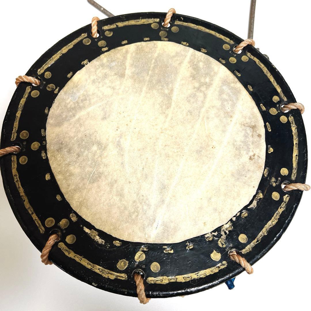 【締め太鼓】　和太鼓 33.5cm×14.5cm 打楽器　和楽器　鼓面良好　台座