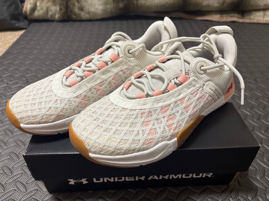 アンダーアーマー　UAトライベースレイン5 25.5cm