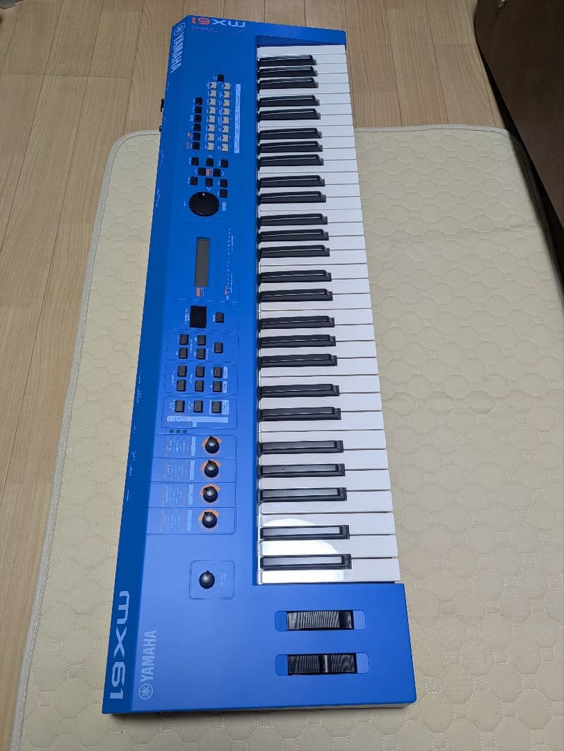 YAMAHA MX61 LIMITED EDITION ブルー