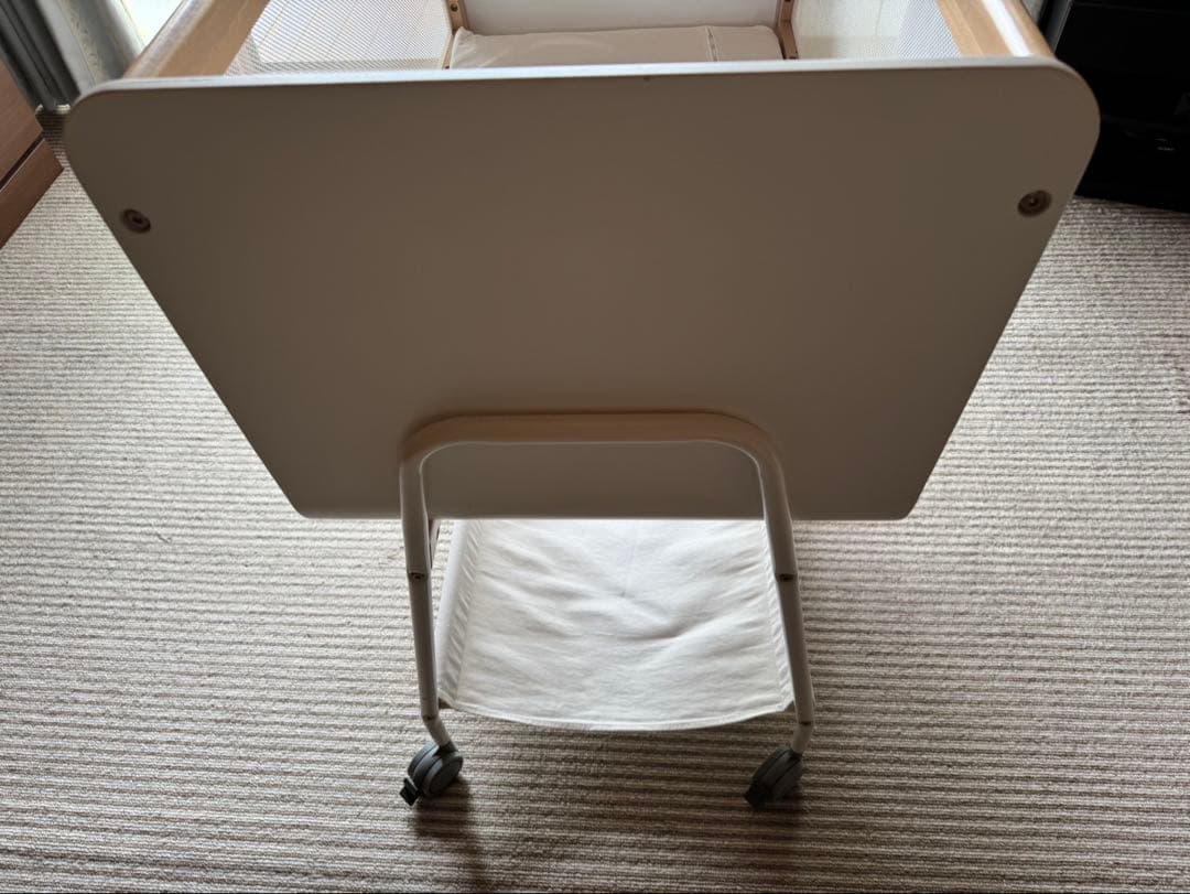 リリワゴン2　コンパクトベビーワゴン リリワゴンⅡ ホワイト