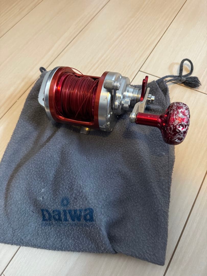 Daiwa トーナメント石鯛　Z40 石鯛リール 収納袋付き