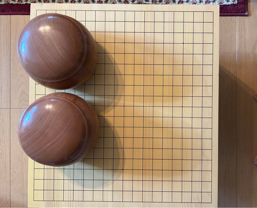 碁盤 囲碁セット 盤厚18cm 盤上42×45cm 脚付き へそ有り 蓋付き