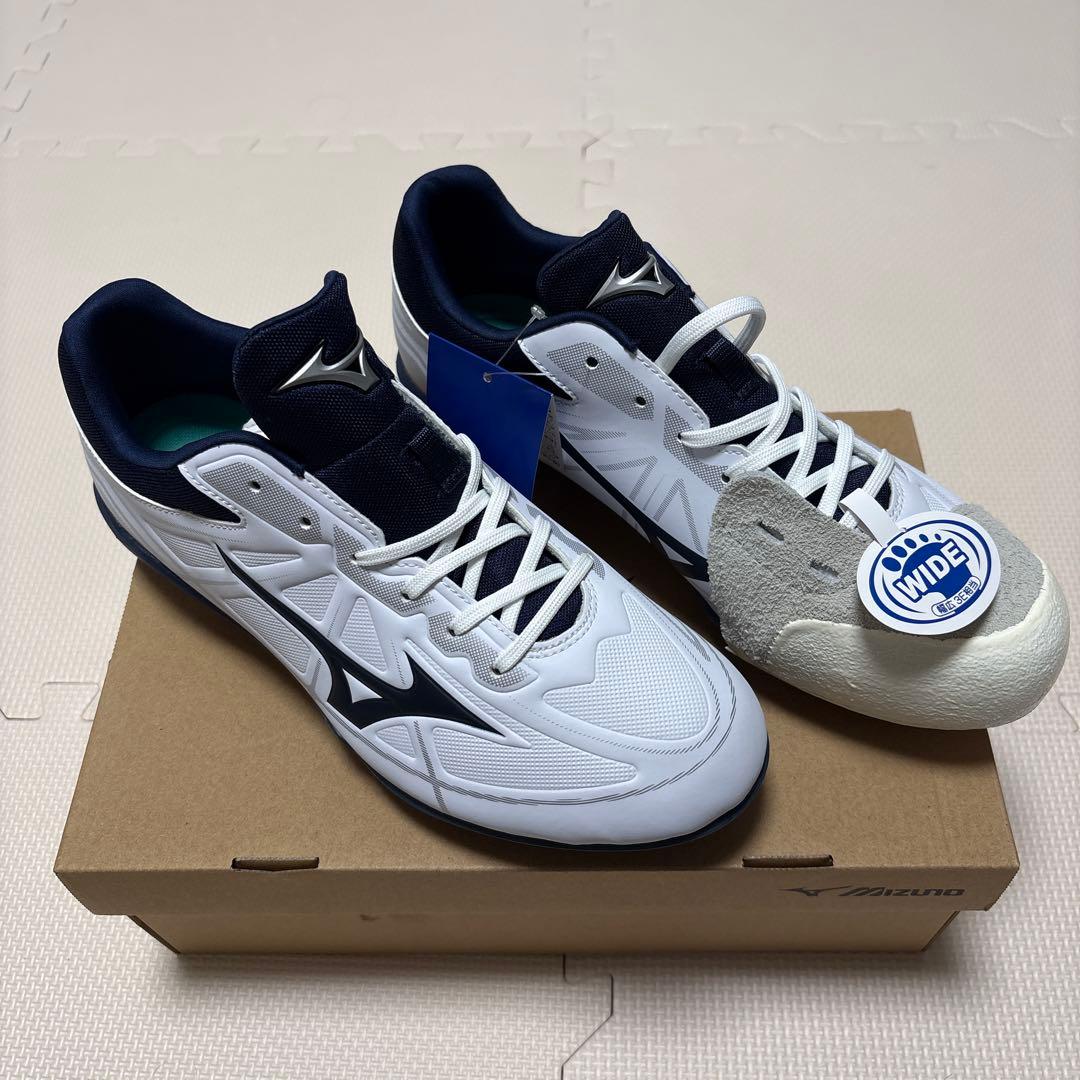 Mizuno ワイドスパイク ホワイト/ネイビー