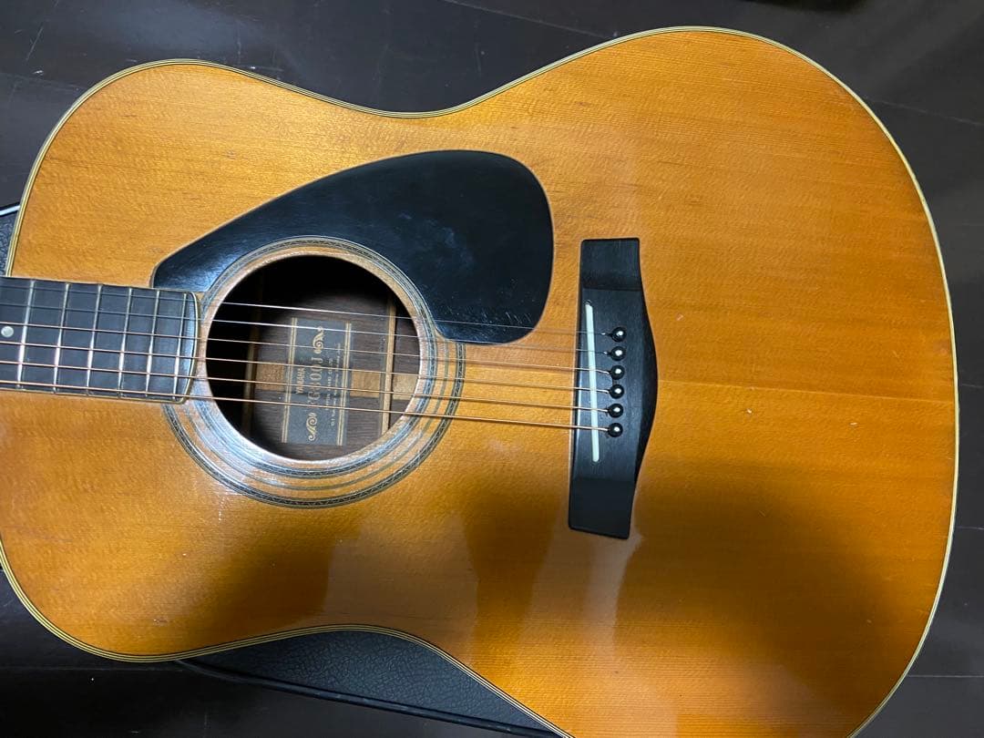 アコースティックギター　yamaha