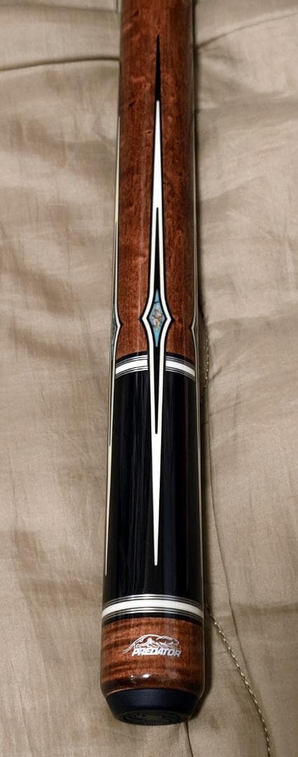 プレデター (Predator) & ペシャウアー コラボレーション限定キュー