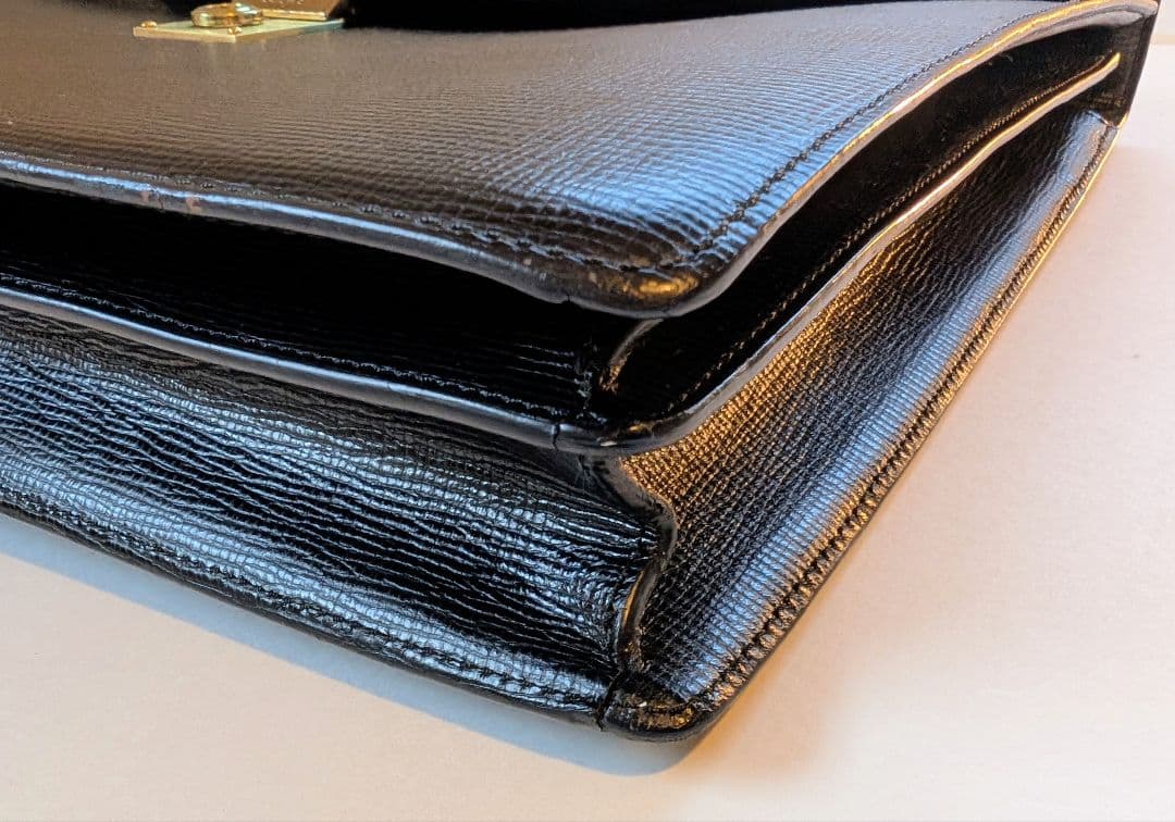 美品未使用〈LOEWEロエベビジネスバッグ アナグラム ブラックレザー〉