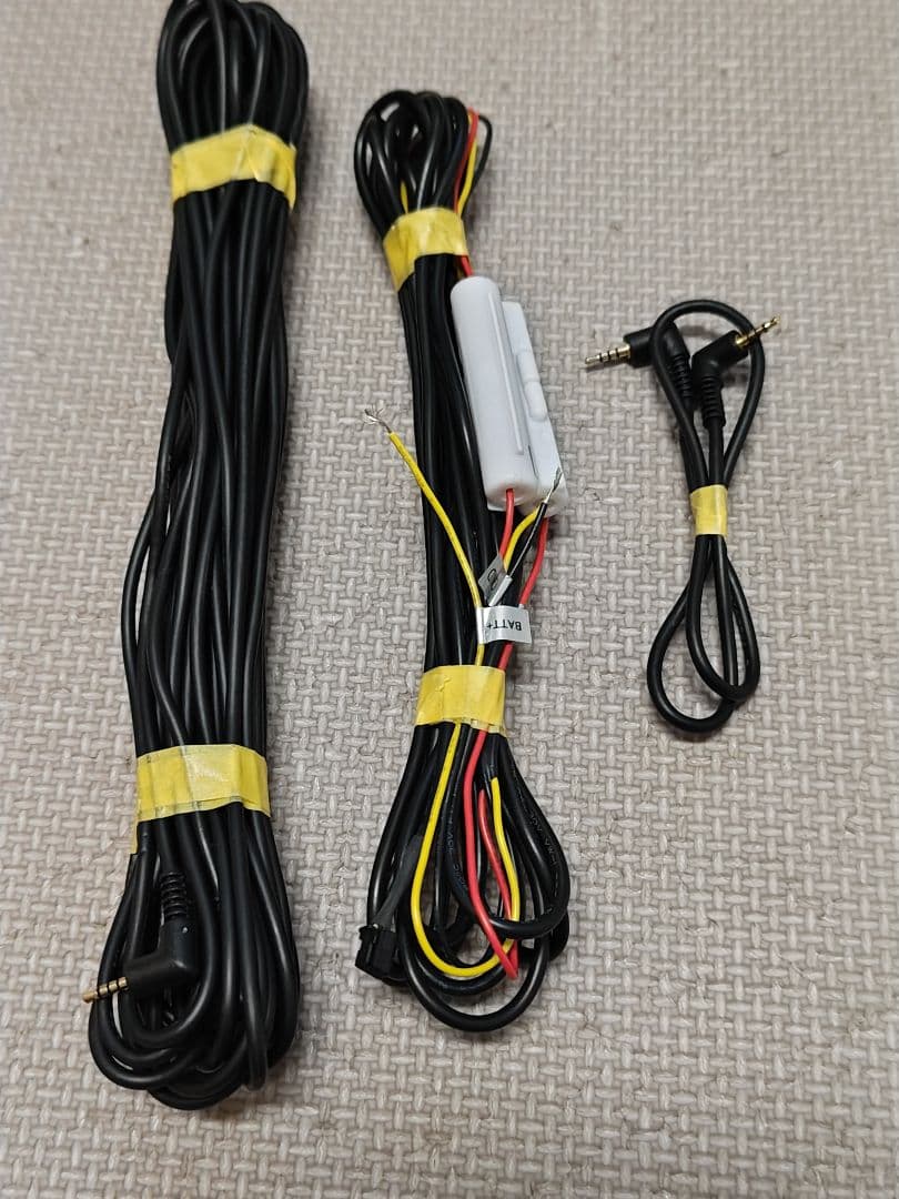 コムテックZDR038前後カメラドライブレコーダー インナーミラータイプ配線付き