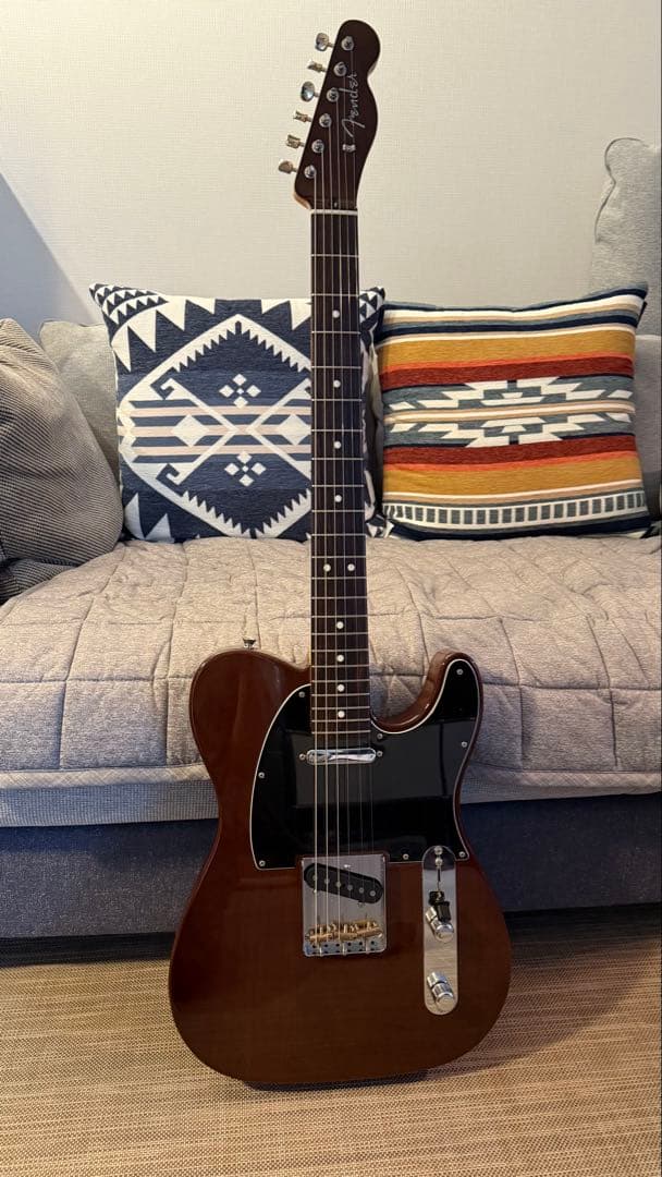 ギター Fender Hybrid II Telecaster Walnut