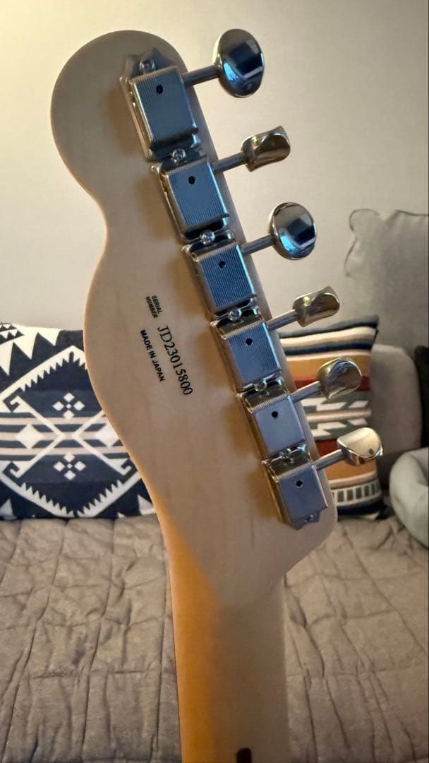 ギター Fender Hybrid II Telecaster Walnut