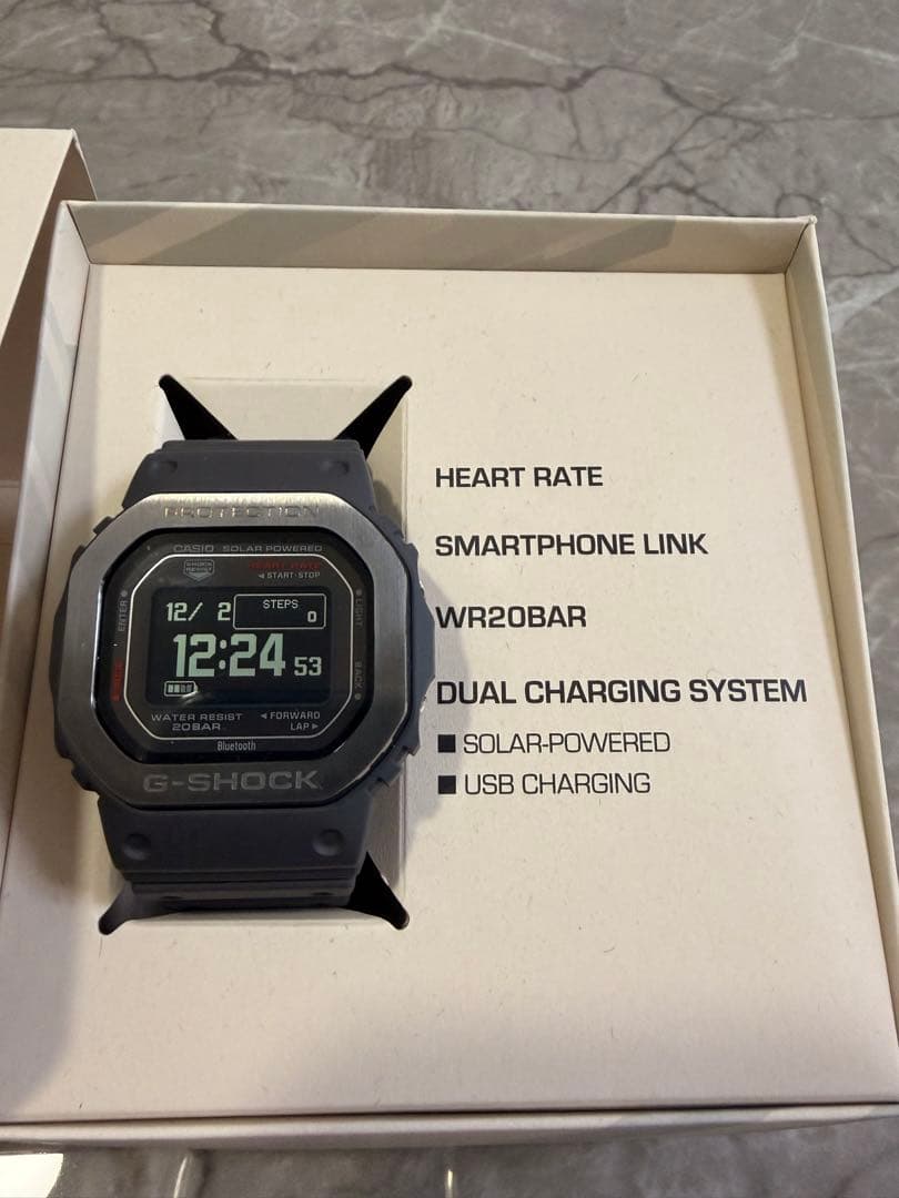 カシオ　G-SHOCK デジタル腕時計 DW-H5600