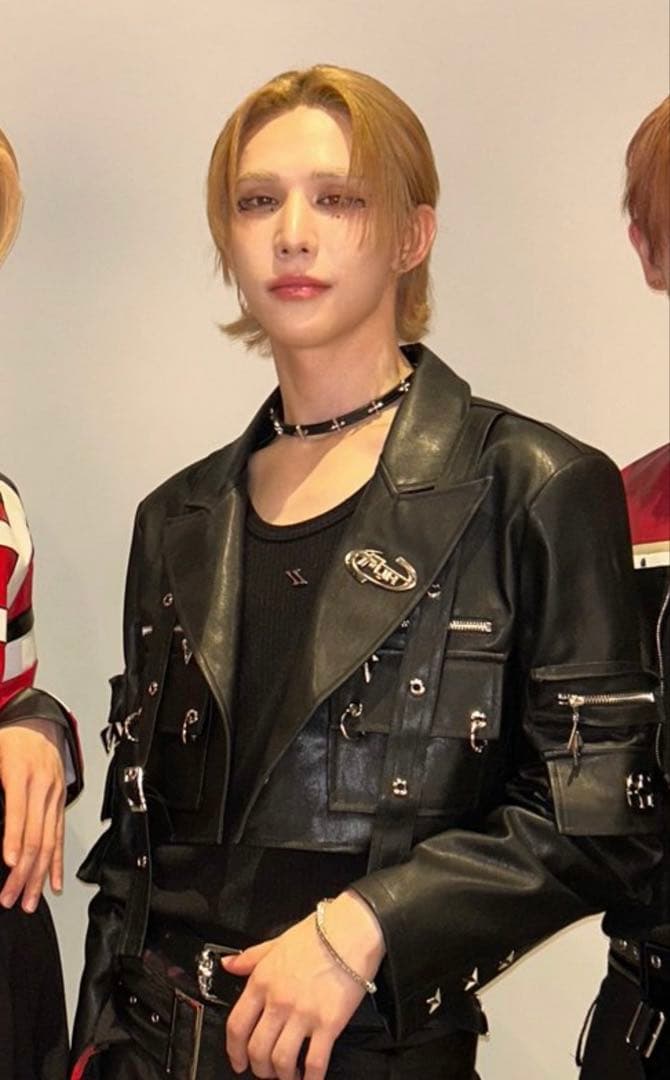 XLOV I'mmaBe ウムティ ポラロイド