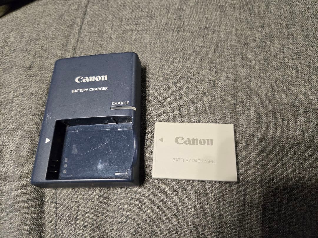 Canon PowerShot SX200 IS ブラックデジカメ