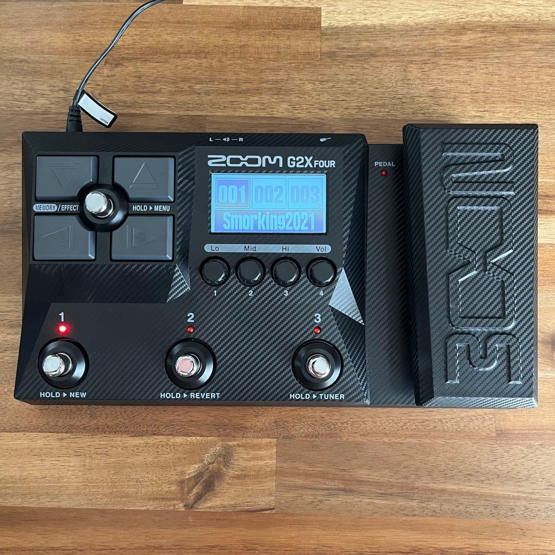 ZOOM G2X FOUR ほぼ新品同様 ギター用マルチエフェクター